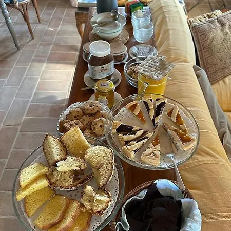 Borgo Cardaneto Bed and breakfast Montone (Umbria)