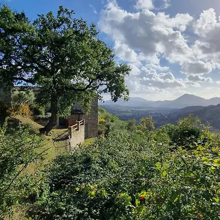 Borgo Cardaneto Montone (Umbria)