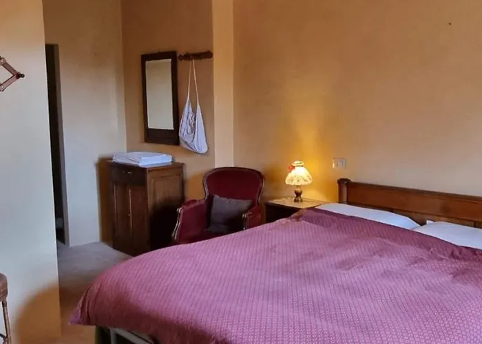 Borgo Cardaneto 3* Montone (Umbria)